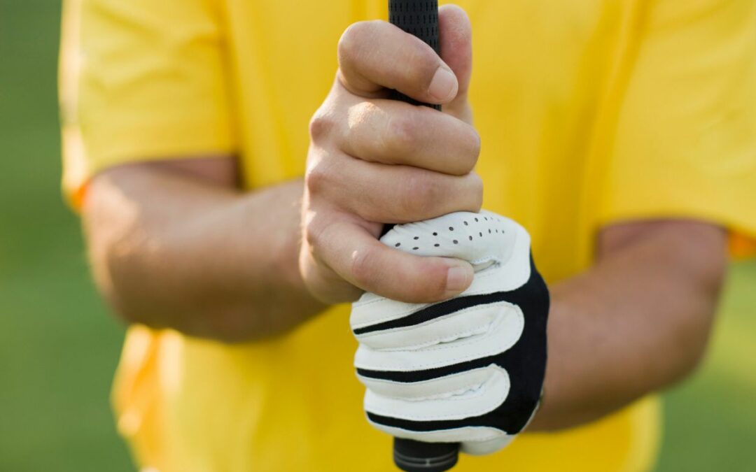 Ultrasonic Grip Cleaning: The Key Benefits for Golfers